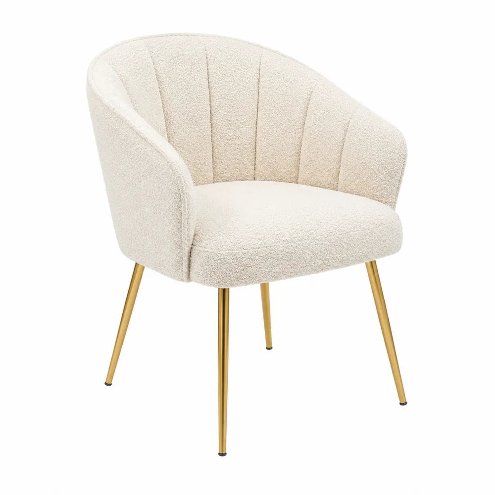Poltrona lounge imbottita rivestimento bouclé beige struttura in compensato multistrato gambe in acciaio dorato 68 cm x 66 cm x 74 cm